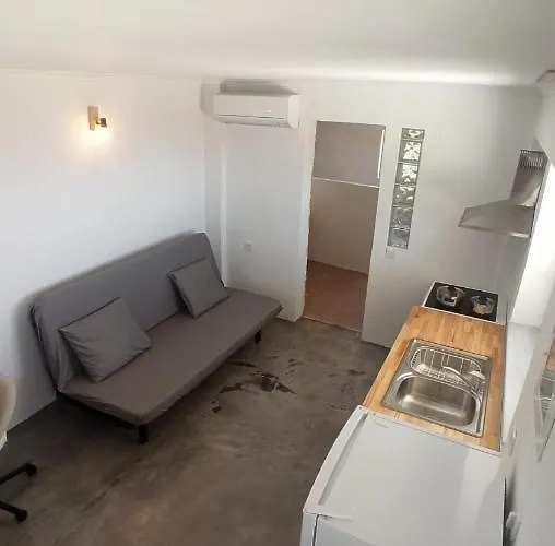 Daire Sun Meets Sea *