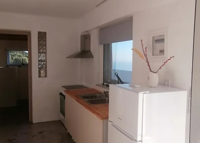 Sun Meets Sea * Athánion